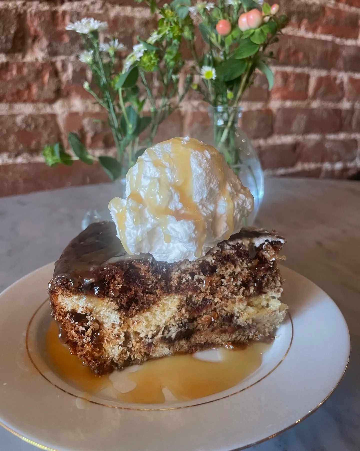 Sticky toffee pudding